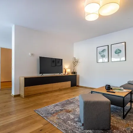 Apartment Neumayer's *