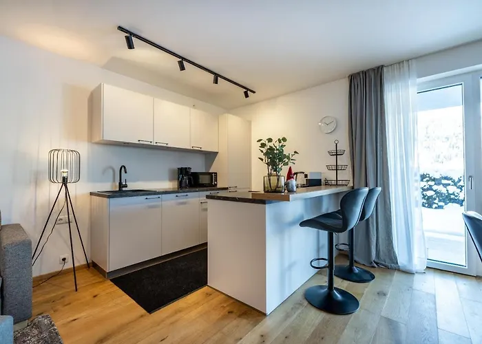 Neumayer's * Flachau